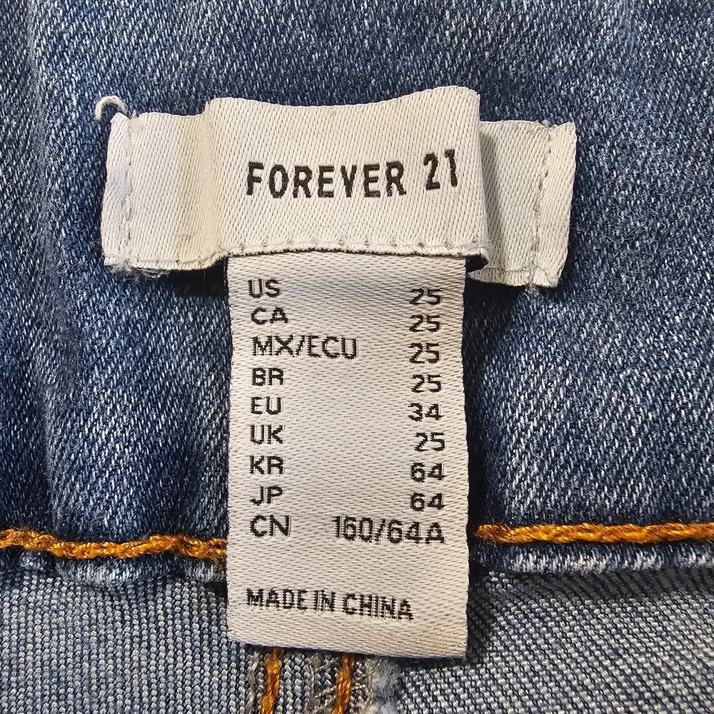 Forever 21 Women's Denim Shorts Size 25 Blue Cuffed Hem High Waisted - Picture 3 of 3